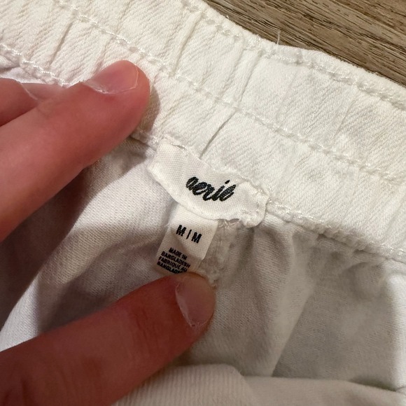 Aerie Daydreamer Pull On Shorts Womens Medium White Distressed Denim High Rise - Picture 4 of 6